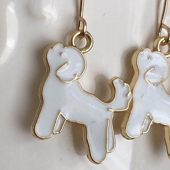 New Puppy Dog Dangling Enamel Charm Earrings White Small Lab Terrier Unique Gift - Picture 5 of 5